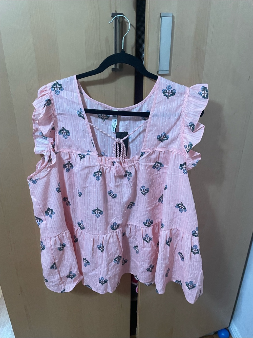 Torrid Pink Floral Tie-Front Ruffle Sleeve Top nwt